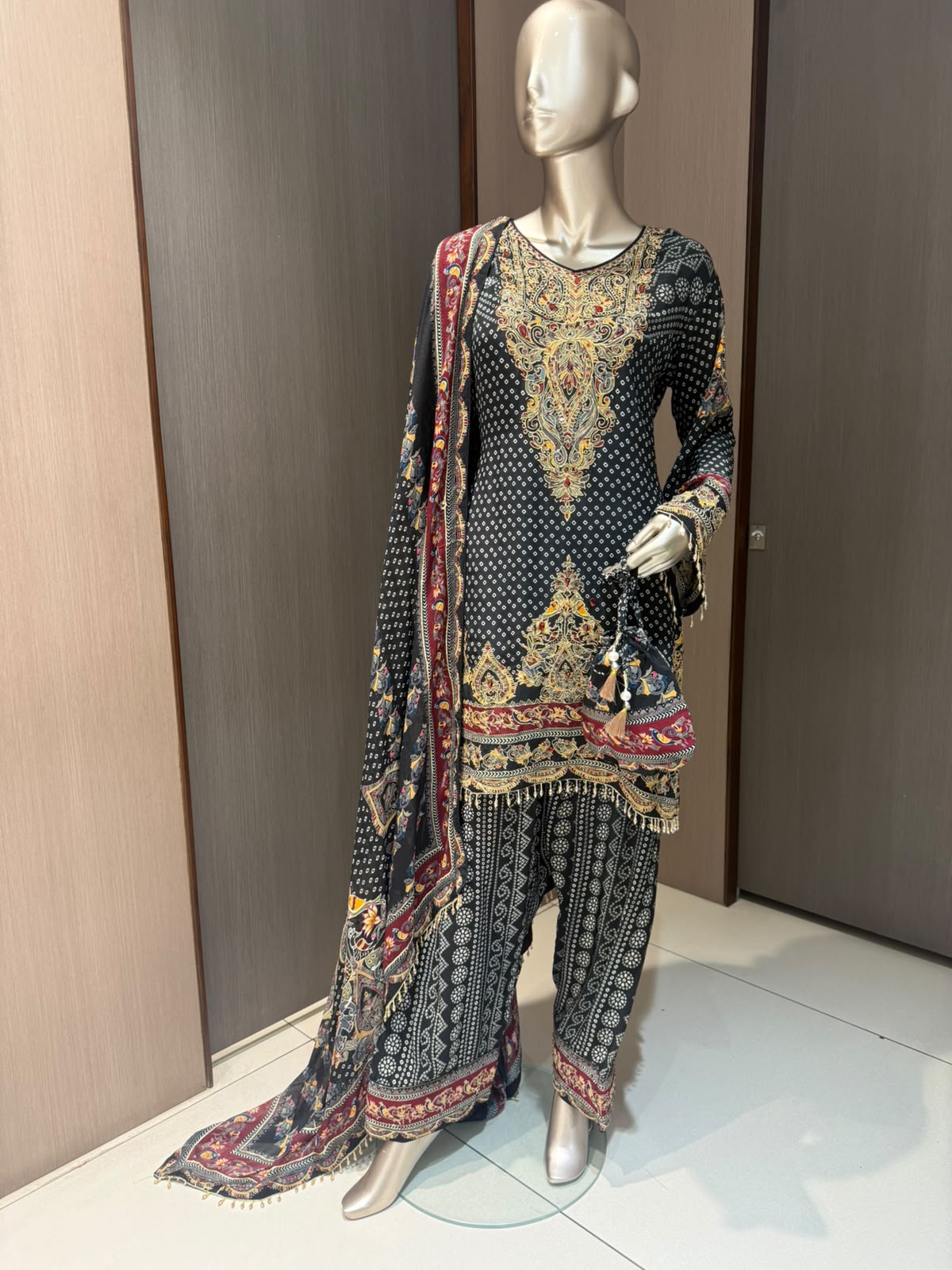 Taara Navy Blue Embroidered Salwar Suit
