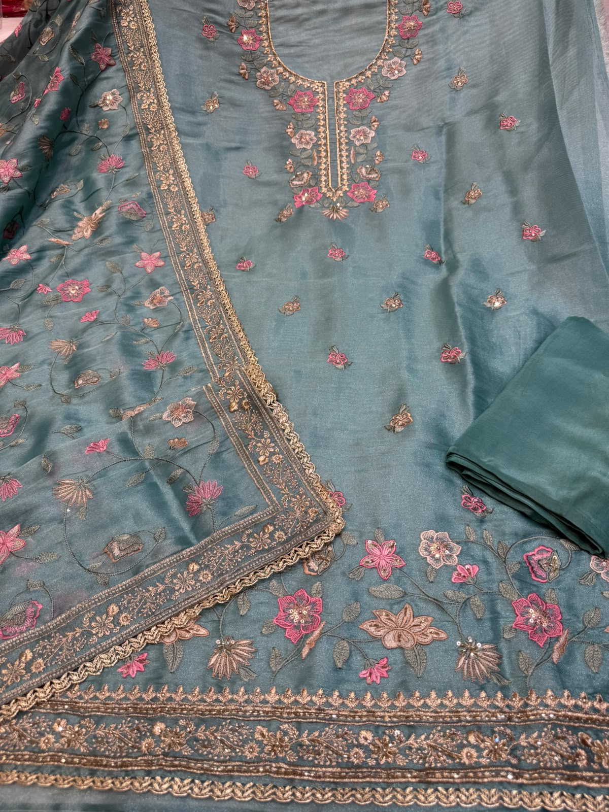 Neer Organza Suit Dupatta with Embroidery