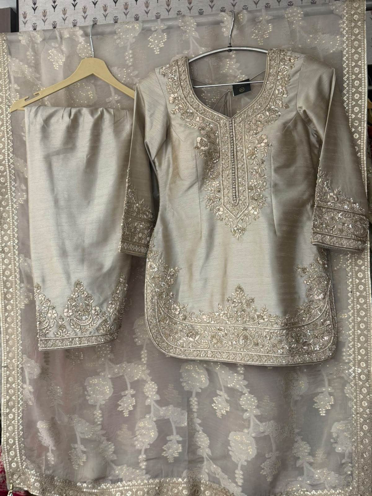 Taara Sage Green Embroidered Farshi Salwar Suit