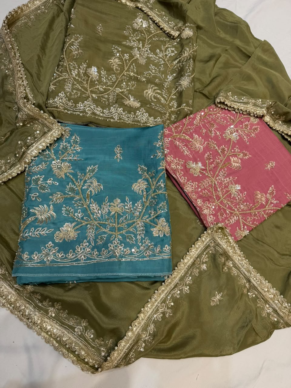 Neer Mehendi Green Suit-Dupatta